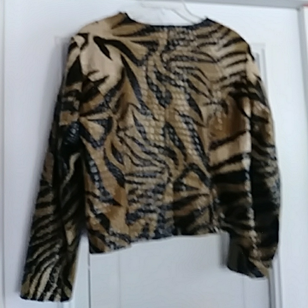 Selene Blazer - image 5